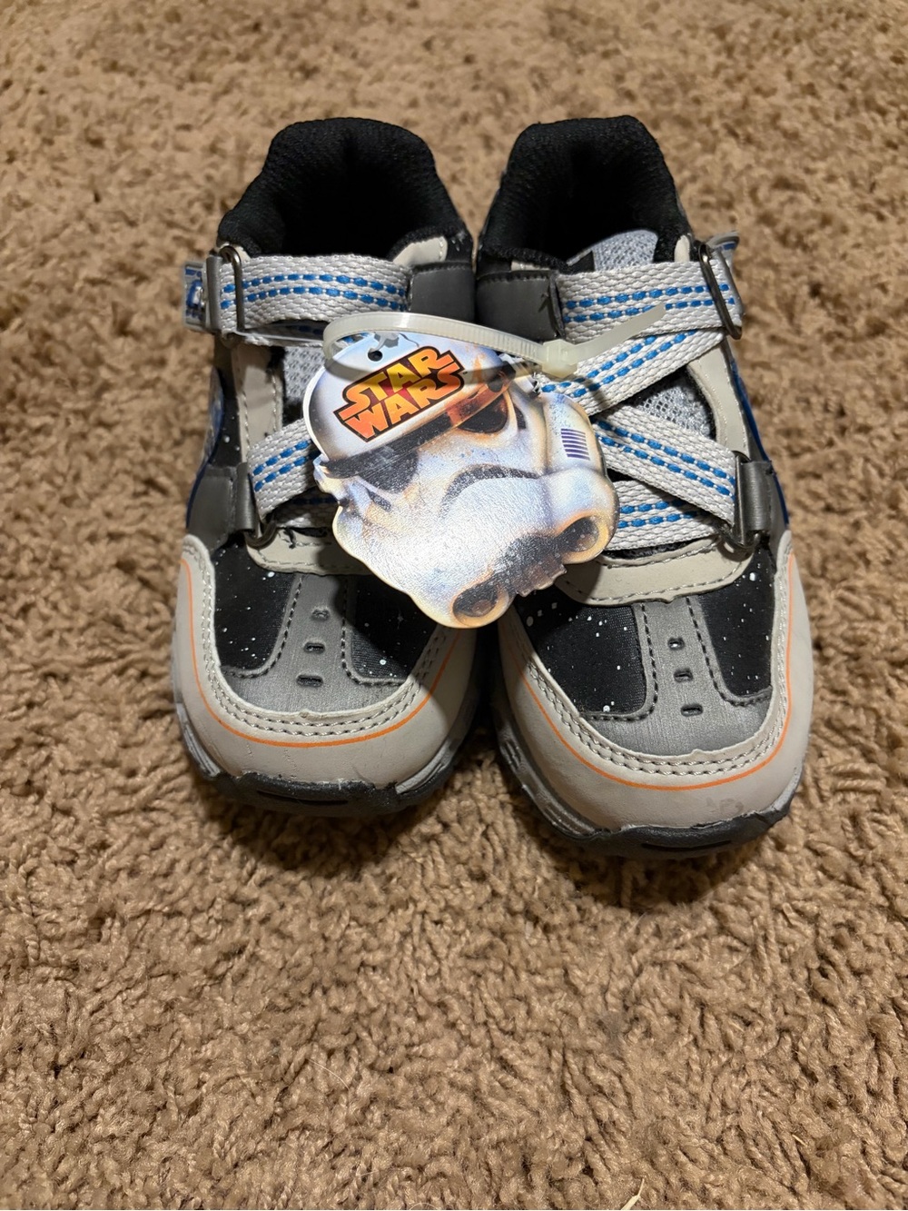 Size 6 Baby/Toddler Star Wars R2D2 Black and Gray Sneakers